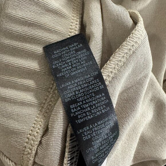 Chico's Travelers Essential Slim Pant Size 3 Khaki Slinky Stretch NWT PT-2670 - Picture 9 of 9